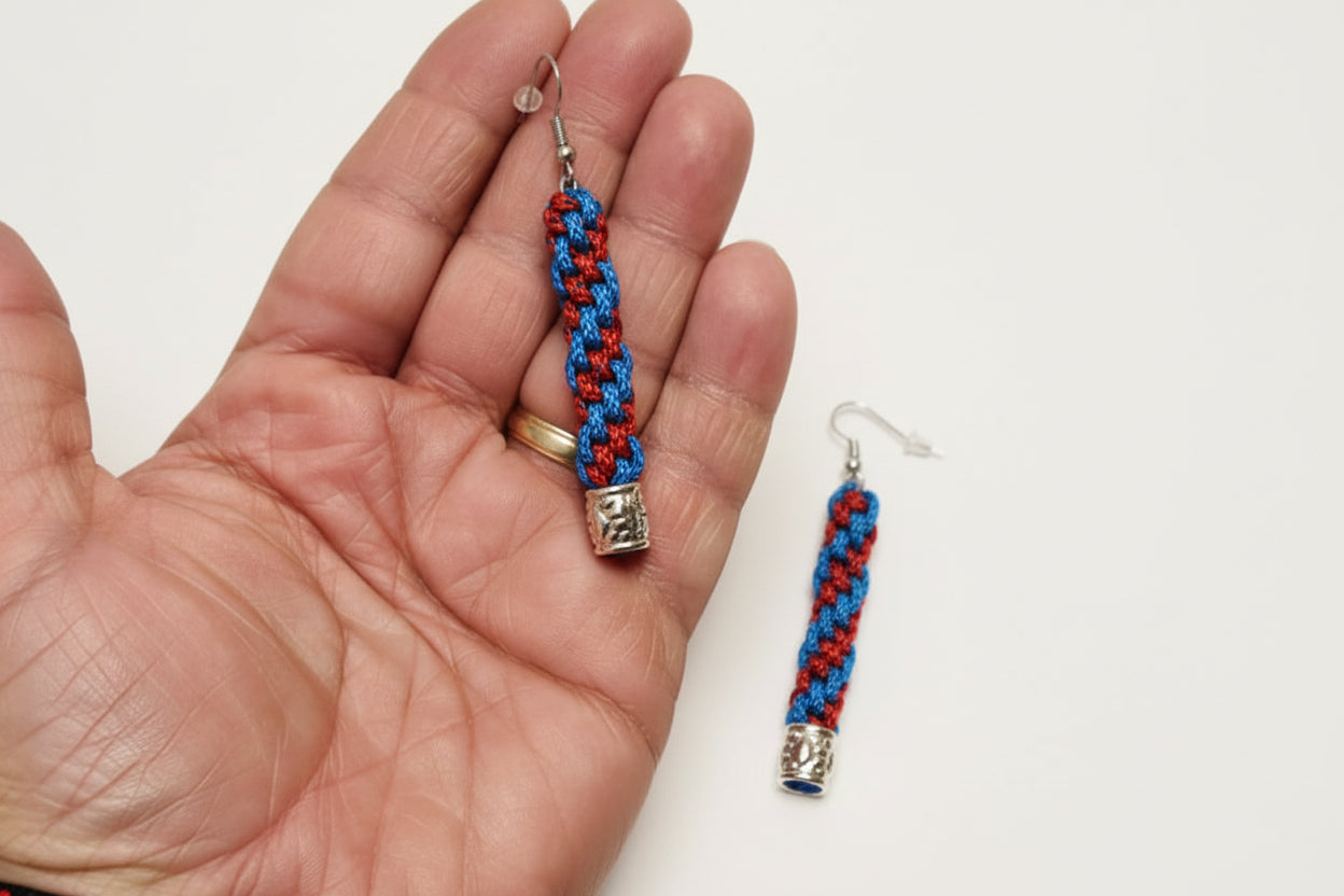 Orecchini Pendenti Micro Paracord - Spirale Bicolore 2,5 cm