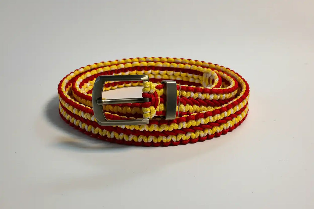 Dettaglio cintura in Paracord 550 fatta a mano Urban Kord