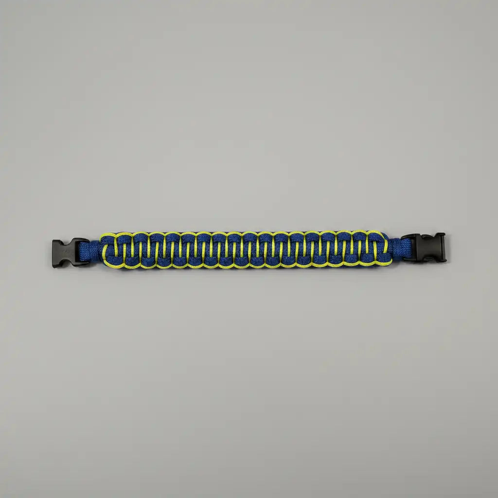 Bracciale Stitched Cobra in Paracord blu con cucitura gialla